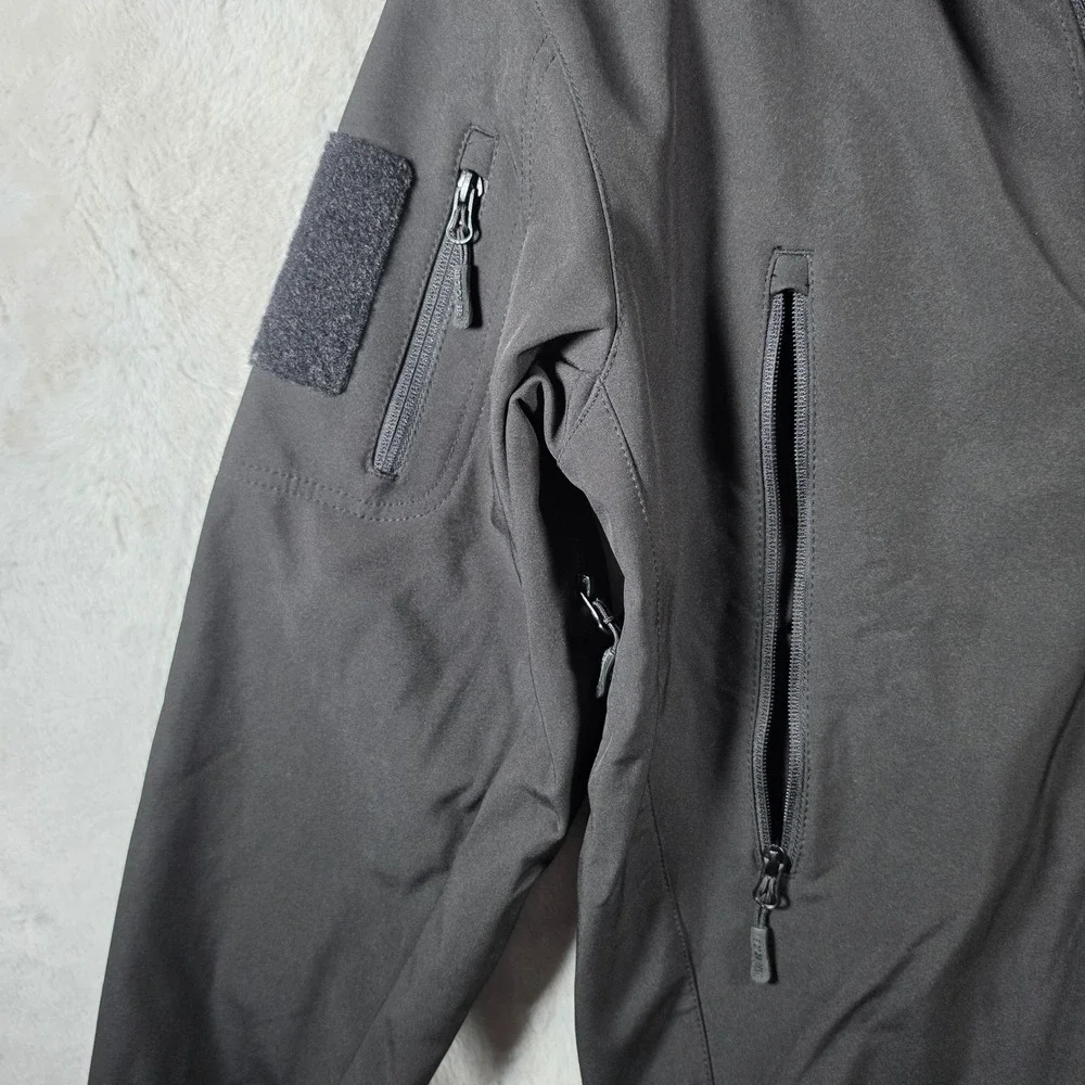 Free Soldier Tactical Softshell Jacket Mens Medium Black‎ Fleece Lined Hooded